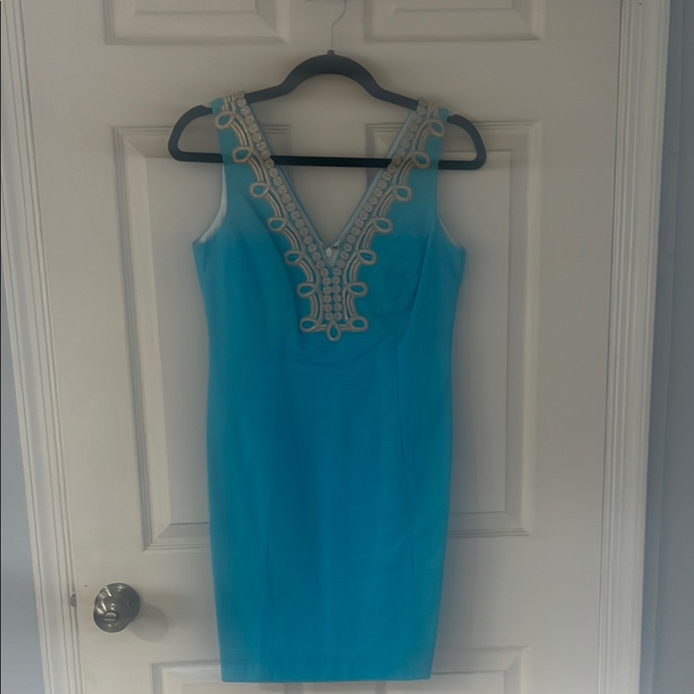Elegant Blue Sleeveless Dress